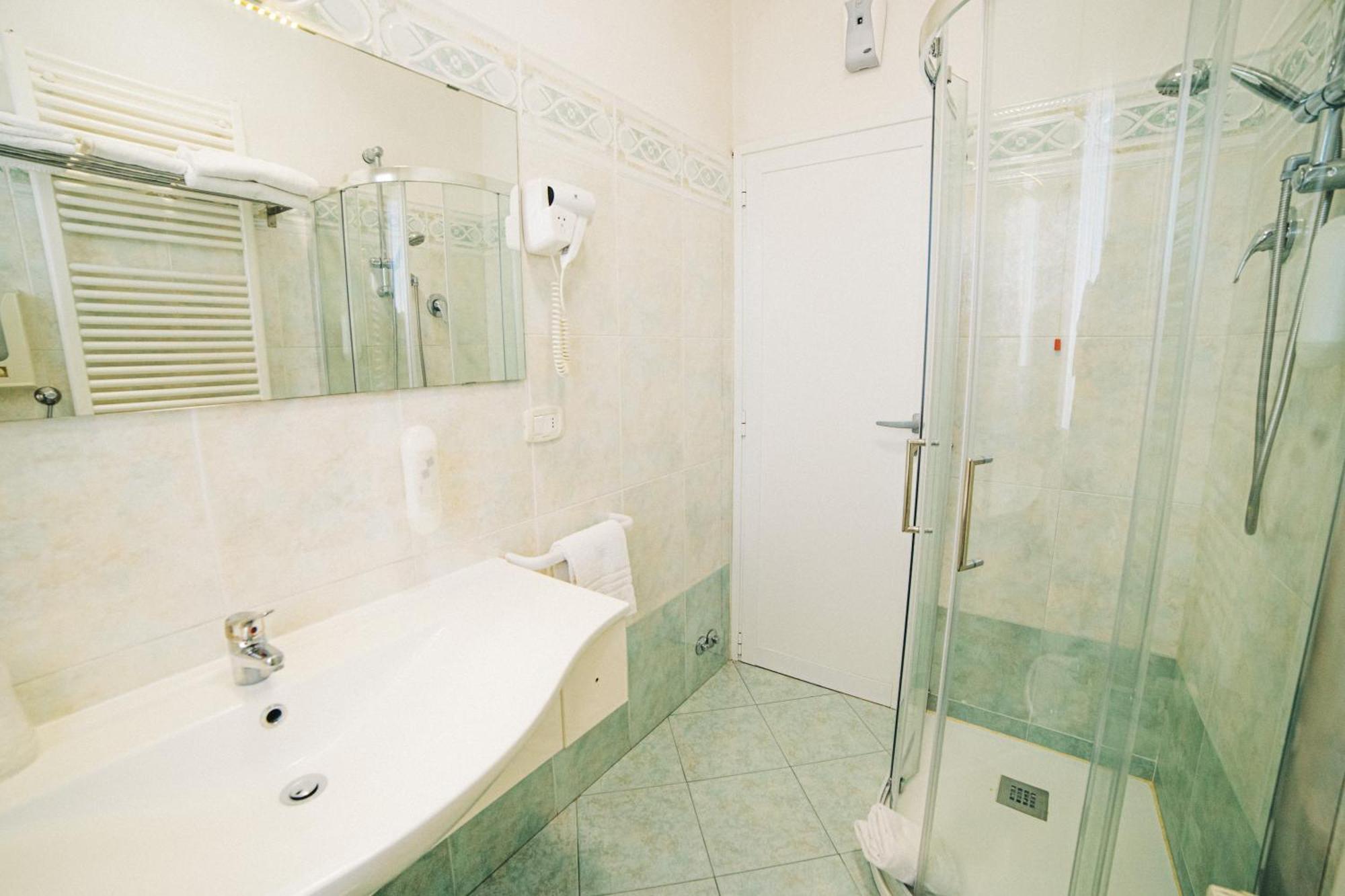 Hotel Park E Mobil Home Sottomarina Bilik gambar