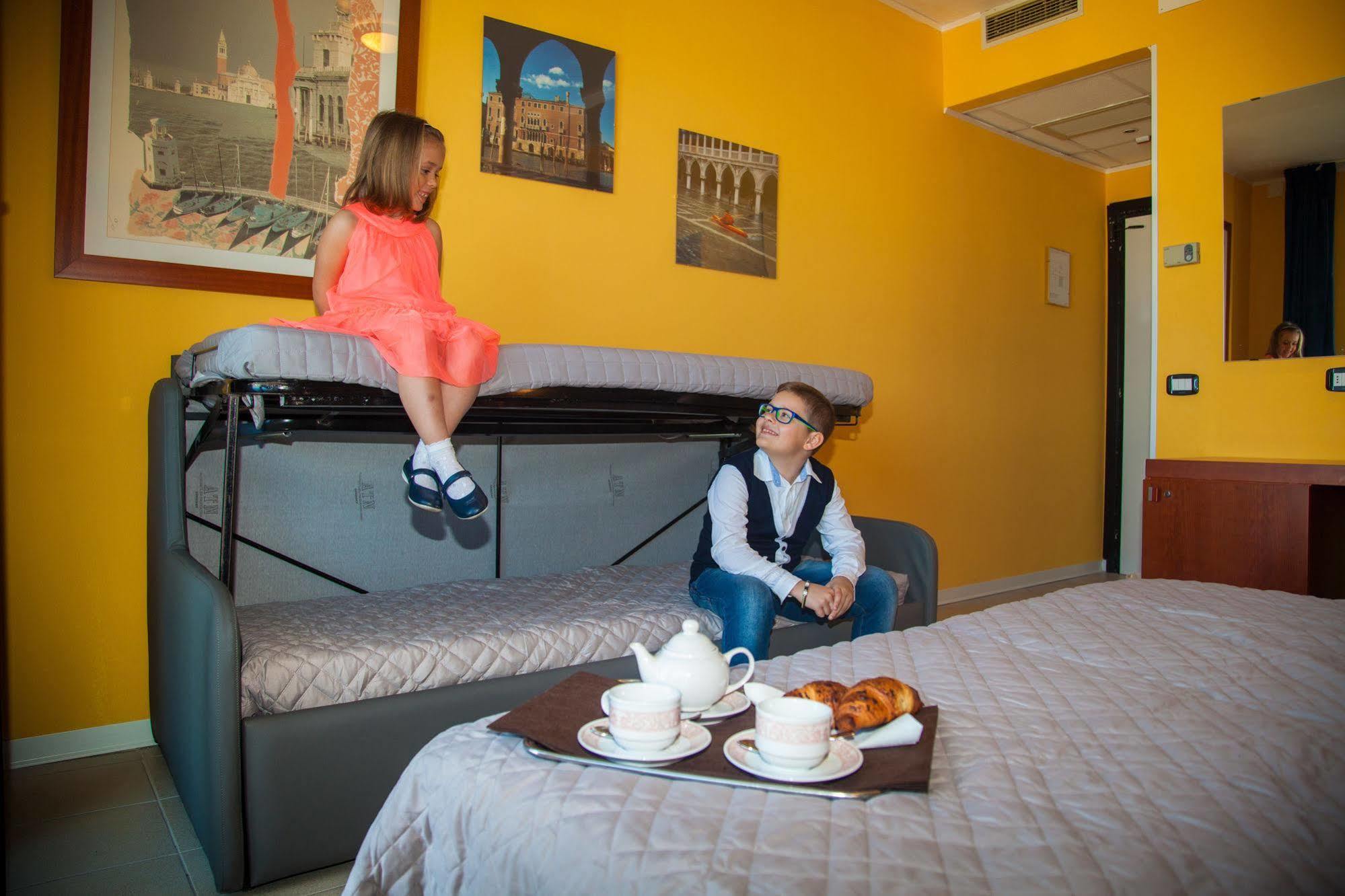 Hotel Park E Mobil Home Sottomarina Luaran gambar