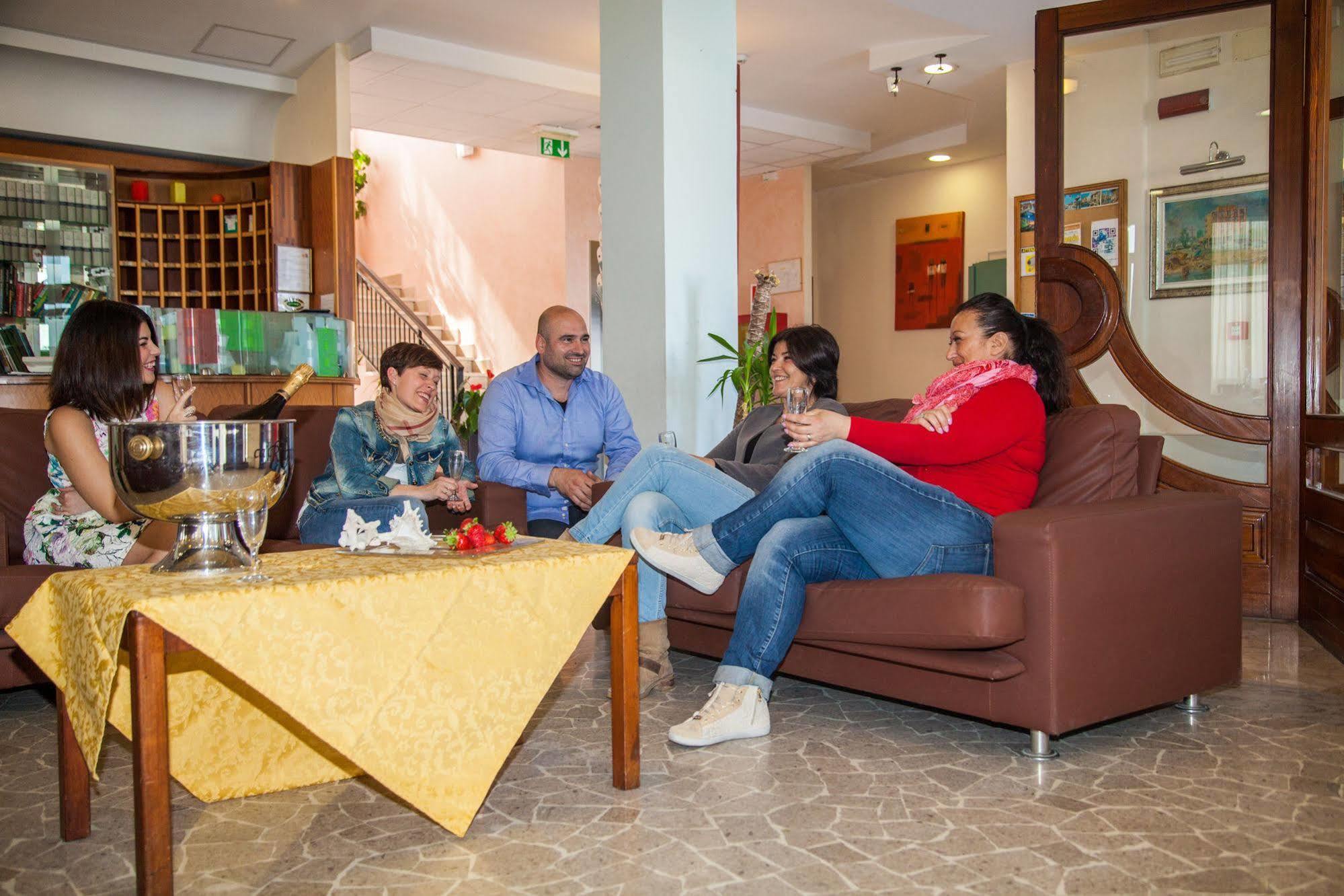 Hotel Park E Mobil Home Sottomarina Luaran gambar